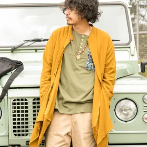 Chemise unisexe à col officier et grandes poches