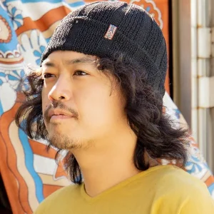 Bonnet en papier mélangé