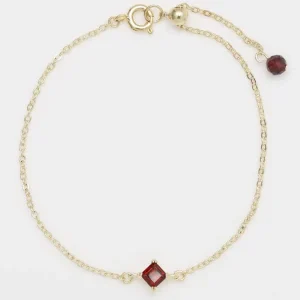 Bracelet en grenat taille carrée