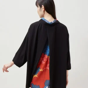 HANA ZAKARI - Haut HAKKAKE