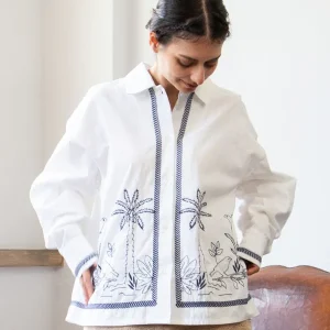 Chemise en coton brodée style bohème chic