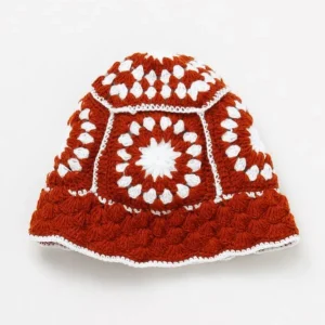 Bonnet tricoté bohème fait main