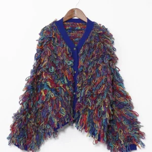 Cardigan en maille bouclée colorée