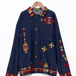 Chemise en jean brodée audacieuse pour homme